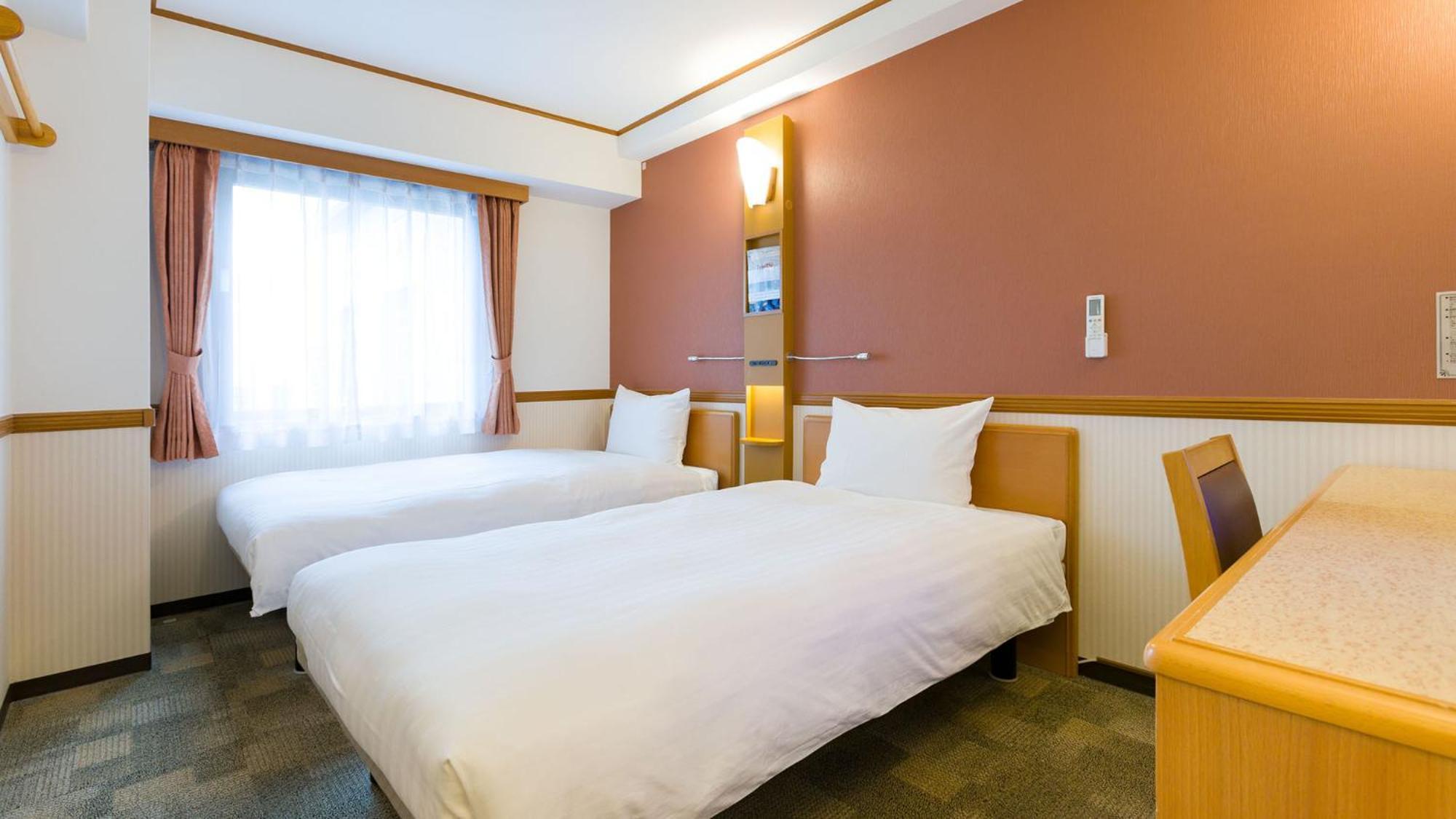 Toyoko Inn Yamagata-Eki Nishi-Guchi Ямаґата Номер фото