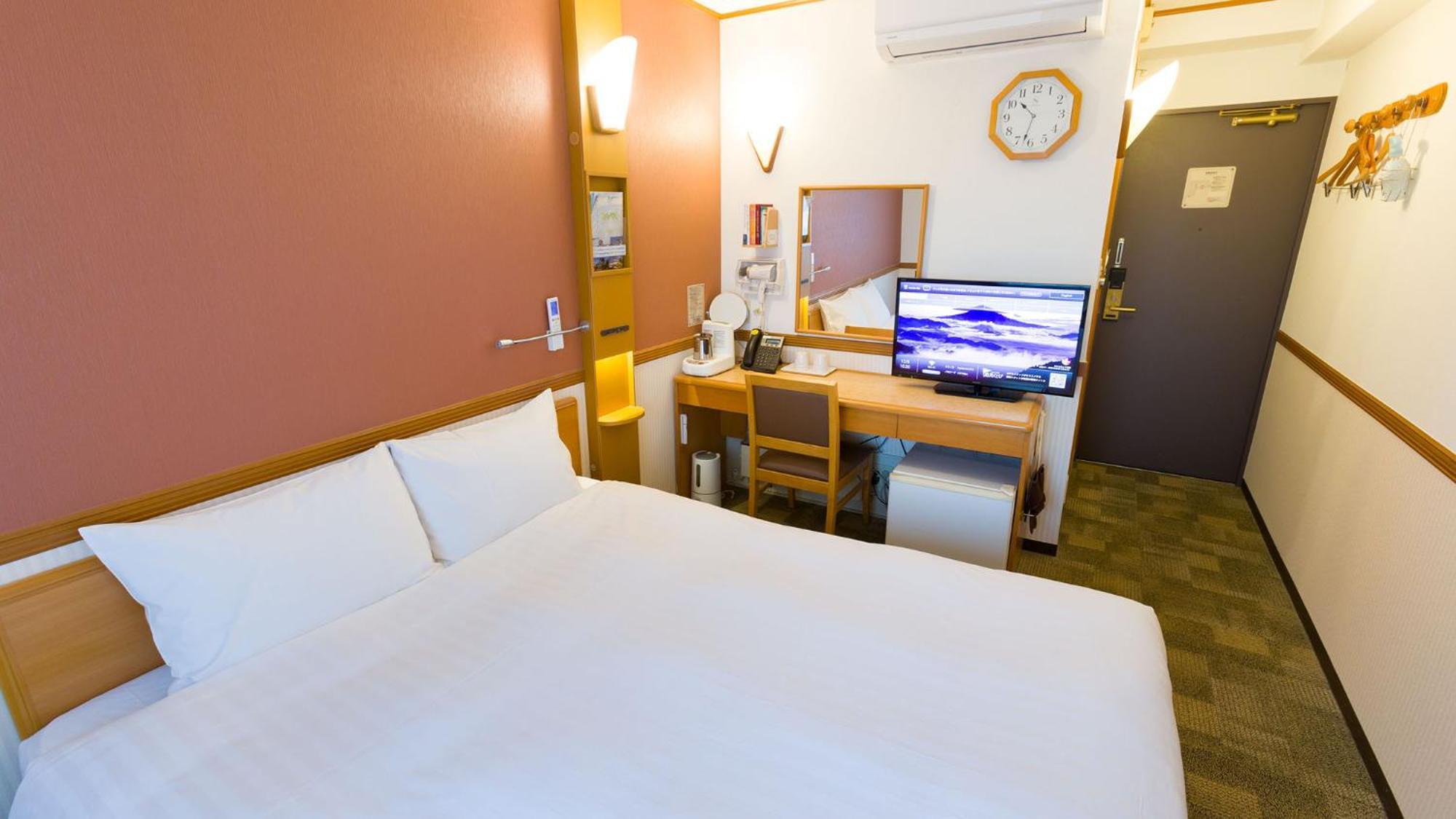 Toyoko Inn Yamagata-Eki Nishi-Guchi Ямаґата Номер фото